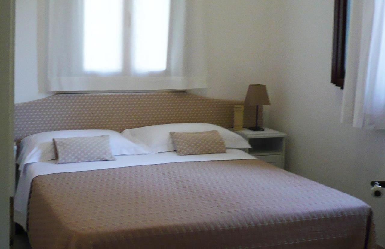 Molo Di Levante - Rent Apartment Marina di Ragusa Eksteriør bilde