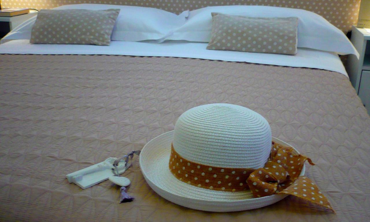 Molo Di Levante - Rent Apartment Marina di Ragusa Eksteriør bilde