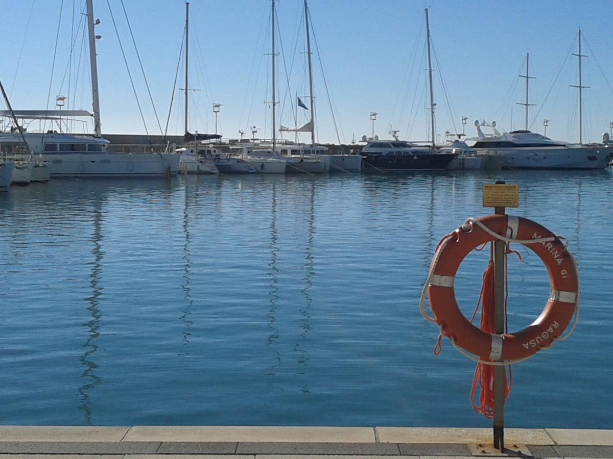 Molo Di Levante - Rent Apartment Marina di Ragusa Eksteriør bilde
