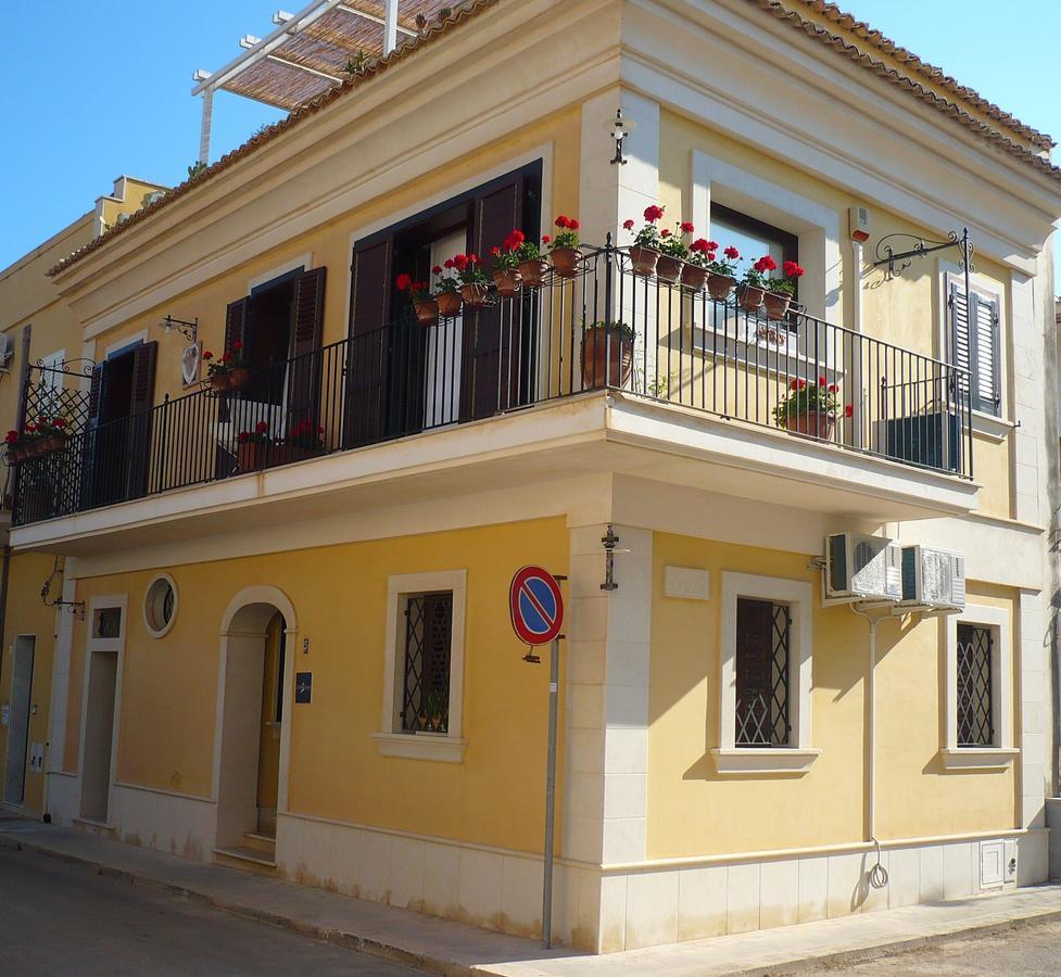Molo Di Levante - Rent Apartment Marina di Ragusa Eksteriør bilde