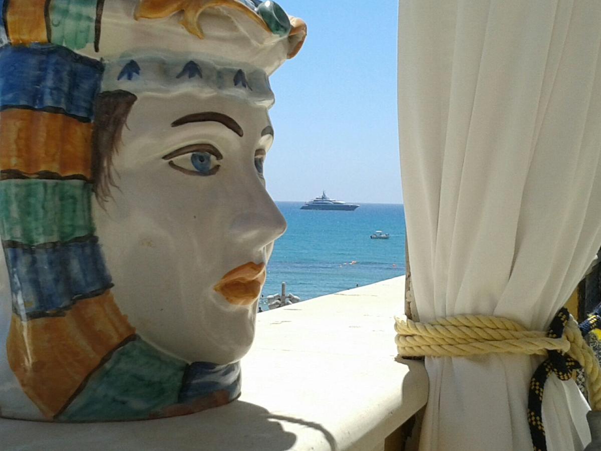 Molo Di Levante - Rent Apartment Marina di Ragusa Eksteriør bilde